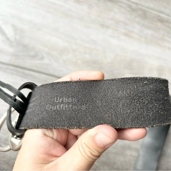 Urban Outfitters Black Leather Double Ring Buckle Belt - Picture 7 of 11